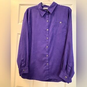 CHICOS LONG SLEEVE  FAUX SUEDE PURPLE SHIRT.  Size 2.